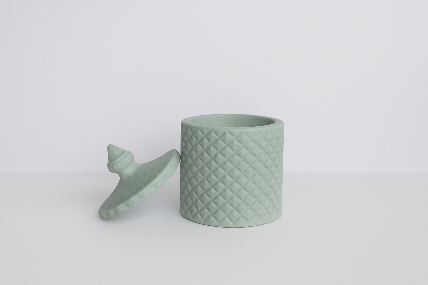 Lattice Jar with Lid